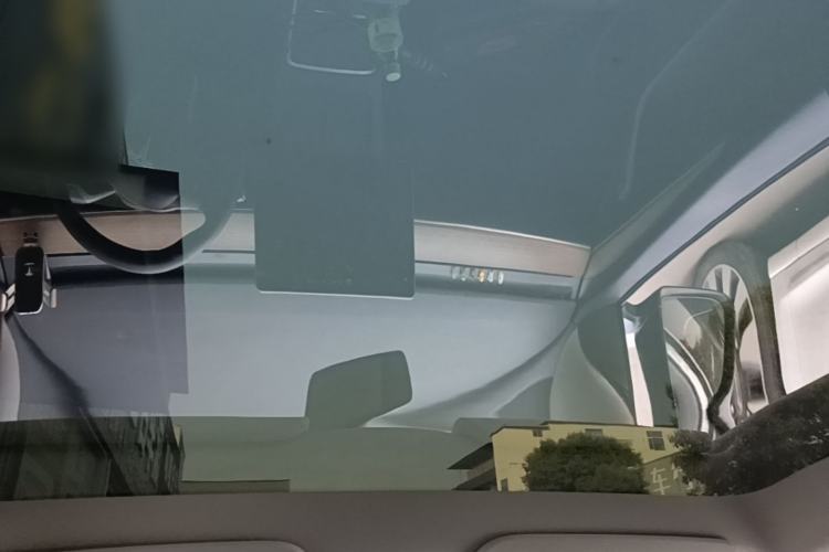 Used Tesla Model Y 2021 Standard Range Rear-Wheel Drive Version Headliner
