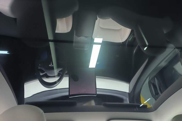 Used Tesla Model Y 2021 Long-Range All-Wheel-Drive Version 3D7 Headliner
