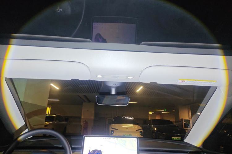 Used Tesla Model Y 2021 Standard Range Rear-Wheel Drive Version Headliner
