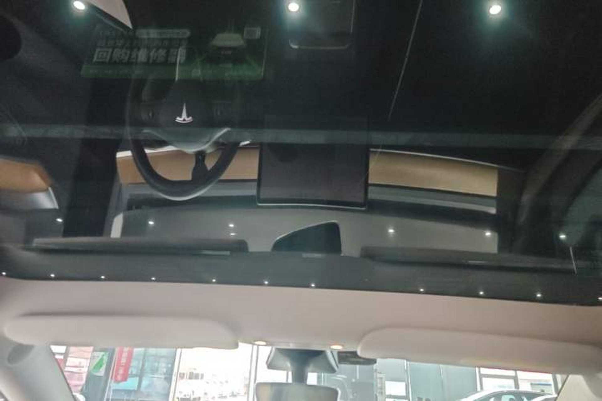 Used Tesla Model Y 2021 Long-Range All-Wheel-Drive Version Headliner
