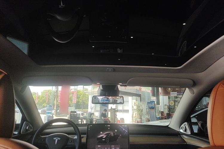 Used Tesla Model Y 2021 Long-Range All-Wheel-Drive Version 3D7 Headliner