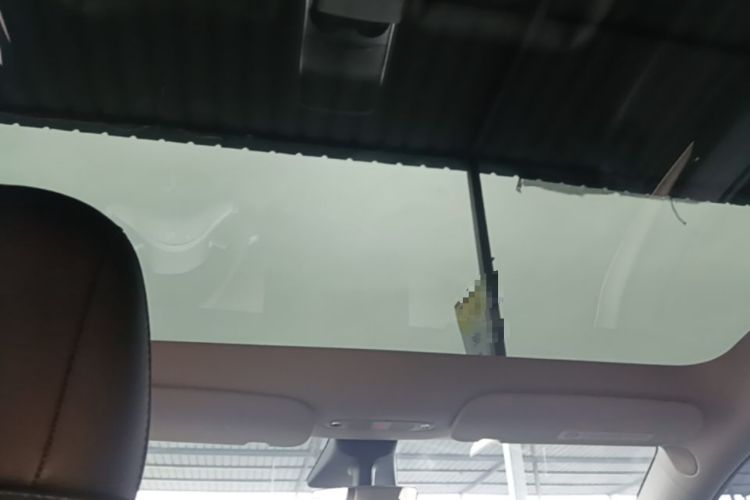 Used Tesla Model Y 2021 Standard Range Rear-Wheel Drive Version Headliner