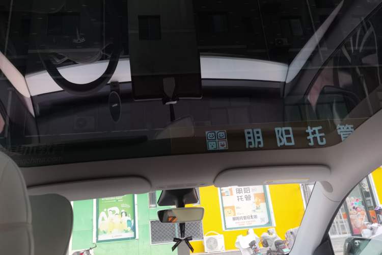 Used Tesla Model Y 2021 Standard Range Rear-Wheel Drive Version Headliner