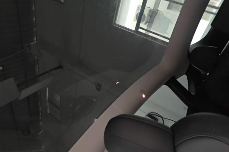 Used Tesla Model Y 2021 Long-Range All-Wheel-Drive Version Headliner