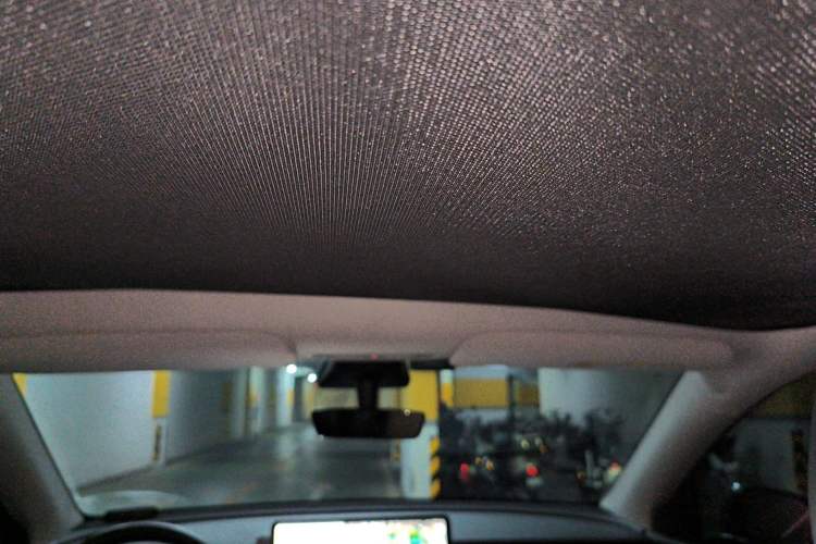 Used Tesla Model Y 2021 Long-Range All-Wheel-Drive Version 3D7 Headliner