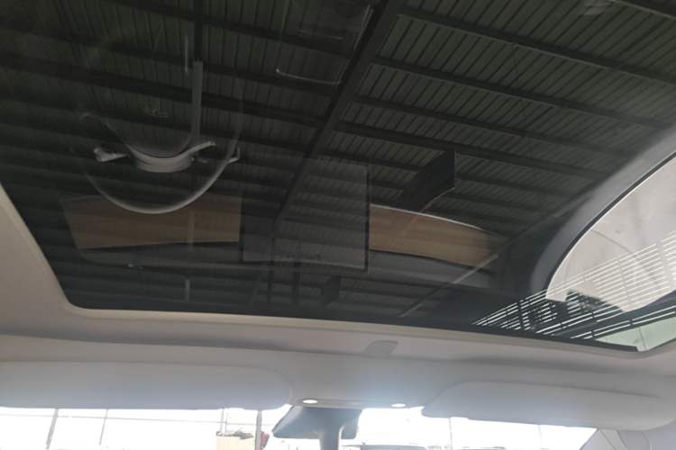 Used Tesla Model Y 2021 Long-Range All-Wheel-Drive Version 3D7 Headliner