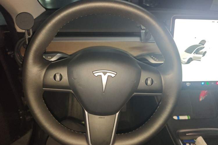 Used Tesla Model Y 2021 Standard Range Rear-Wheel Drive Version Instrument Cluster