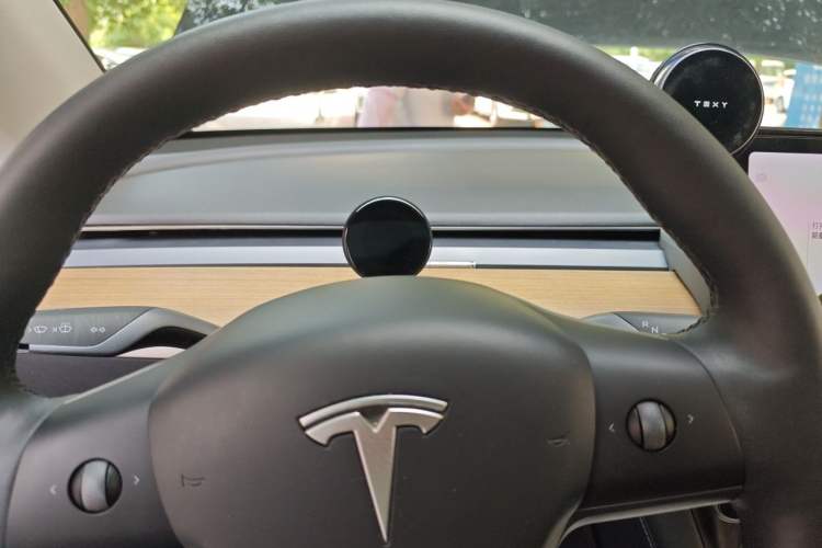 Used Tesla Model Y 2021 Standard Range Rear-Wheel Drive Version Instrument Cluster
