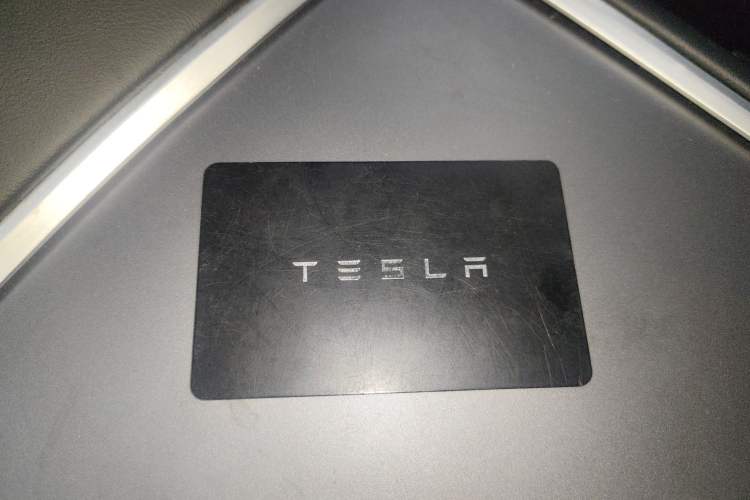 Used Tesla Model Y 2021 Standard Range Rear-Wheel Drive Version Interior 1