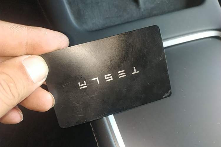 Used Tesla Model Y 2021 Long-Range All-Wheel-Drive Version 3D7 Interior 1