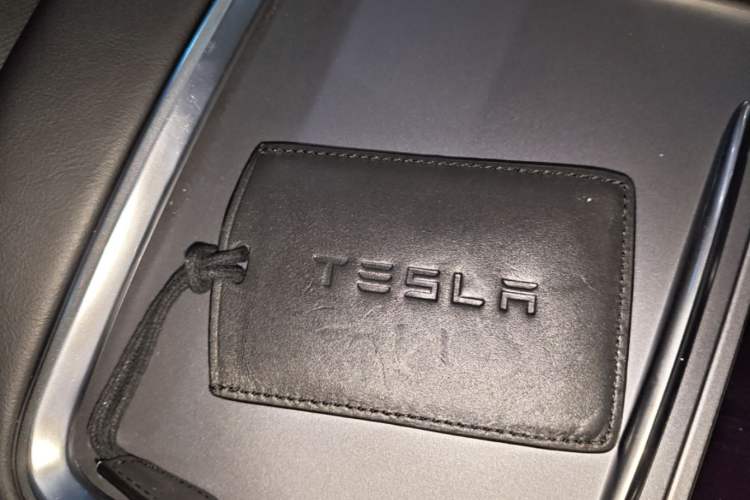 Used Tesla Model Y 2021 Performance High-Performance All-Wheel-Drive Version Interior 1