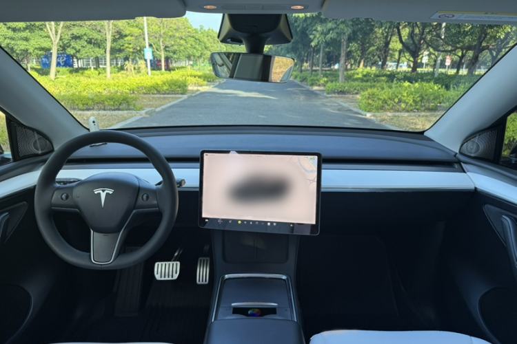 Used Tesla Model Y 2021 Performance High-Performance All-Wheel-Drive Version Interior 1