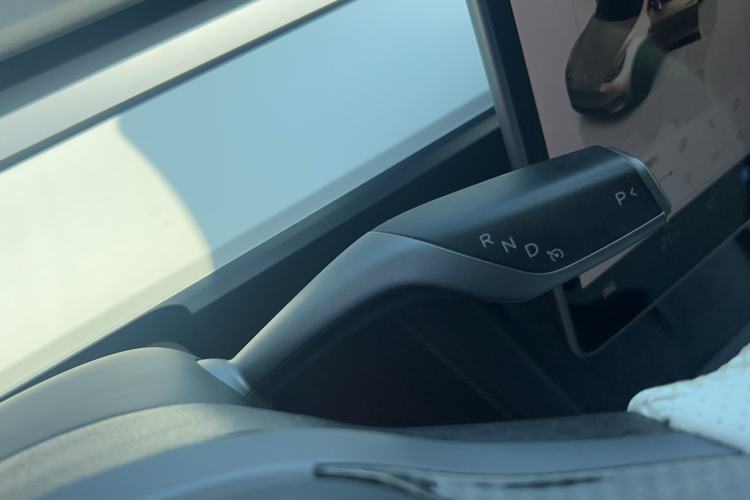 Used Tesla Model Y 2021 Performance High-Performance All-Wheel-Drive Version Interior 11