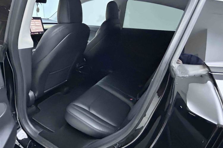 Used Tesla Model Y 2021 Standard Range Rear-Wheel Drive Version