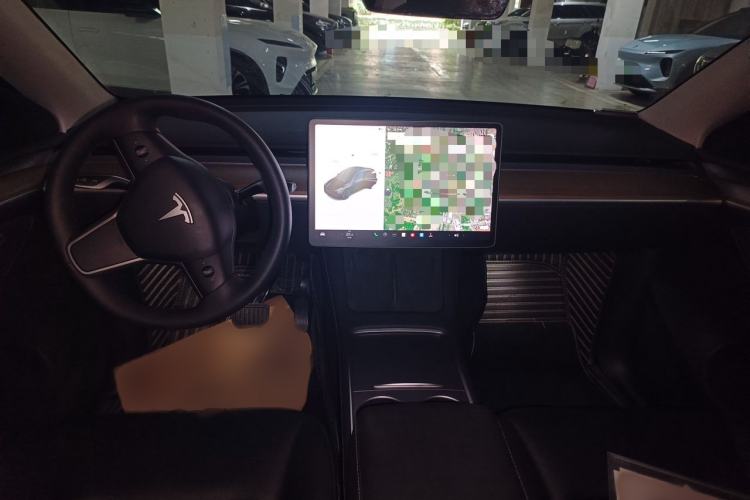 Used Tesla Model Y 2021 Standard Range Rear-Wheel Drive Version Interior 2
