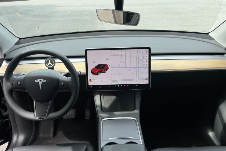 Used Tesla Model Y 2021 Standard Range Rear-Wheel Drive Version Interior 2