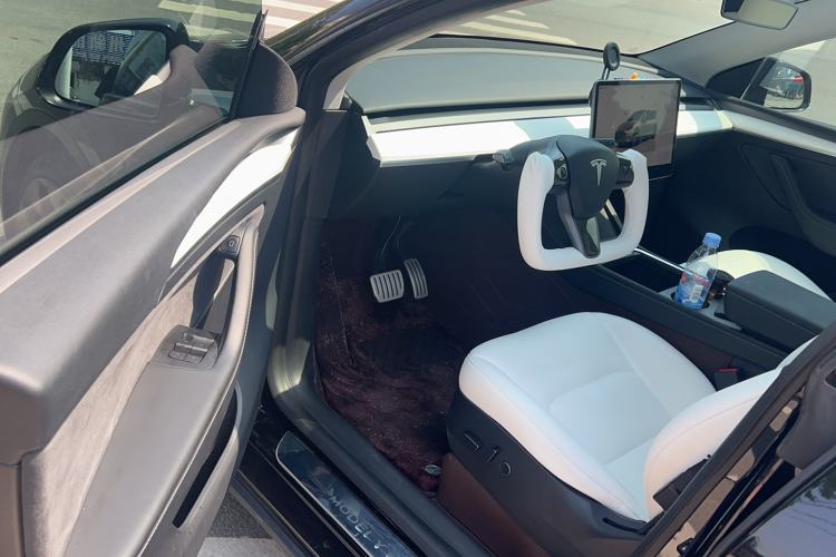 Used Tesla Model Y 2021 Performance High-Performance All-Wheel-Drive Version Interior 2