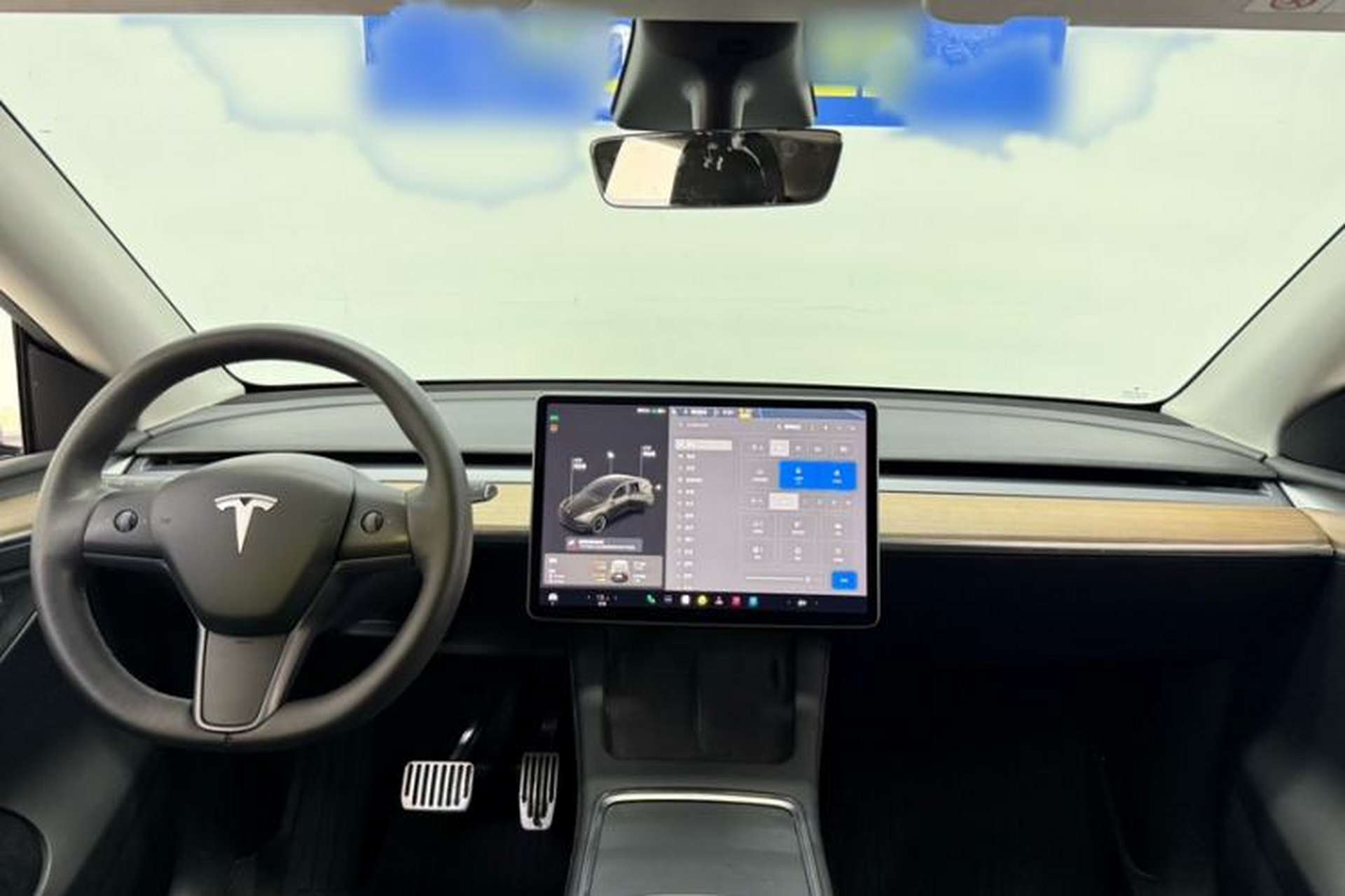 Used Tesla Model Y 2021 Standard Range Rear-Wheel Drive Version Interior 2