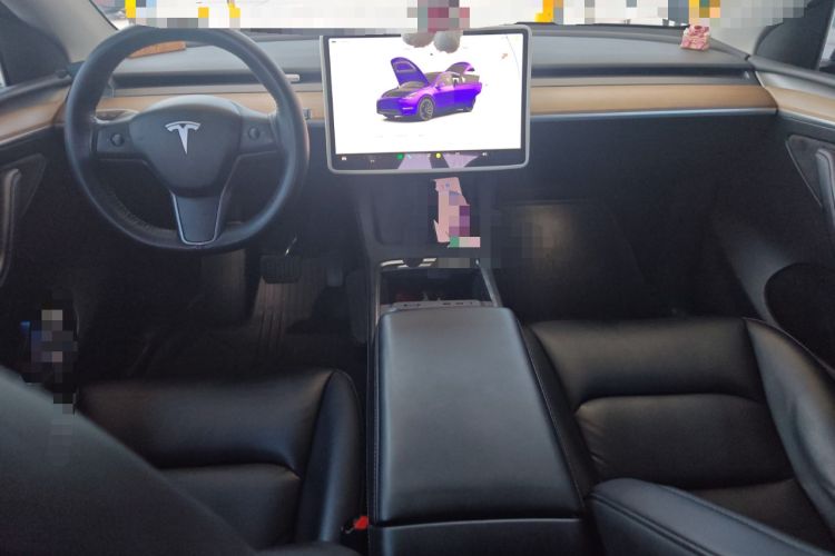 Used Tesla Model Y 2021 Revised Version 2 Long-Range All-Wheel-Drive Edition Interior 2