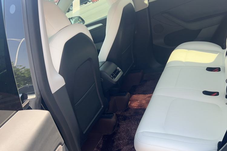 Used Tesla Model Y 2021 Performance High-Performance All-Wheel-Drive Version Interior 3