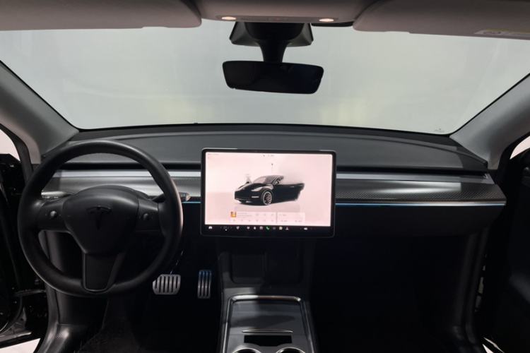 Used Tesla Model Y 2021 Performance High-Performance All-Wheel-Drive Version Interior 3