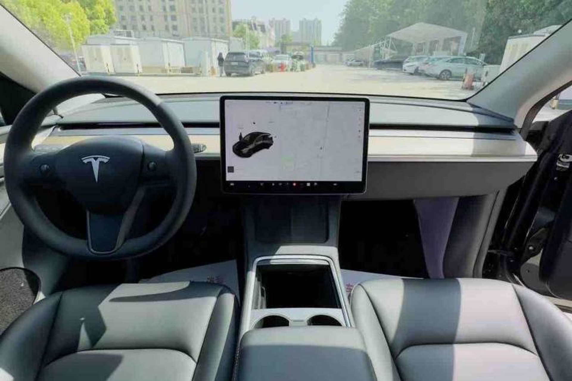Used Tesla Model Y 2021 Standard Range Rear-Wheel Drive Version Interior 4