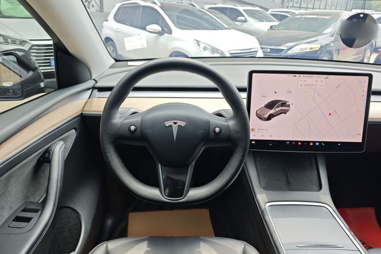 Used Tesla Model Y 2021 Standard Range Rear-Wheel Drive Version Interior 6