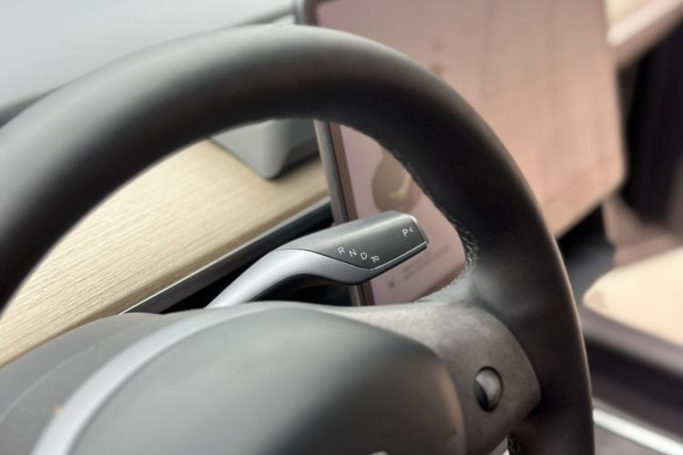 Used Tesla Model Y 2021 Long-Range All-Wheel-Drive Version 3D7 Interior 7