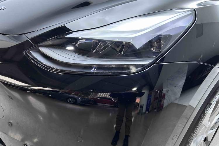 Used Tesla Model Y 2021 Standard Range Rear-Wheel Drive Version