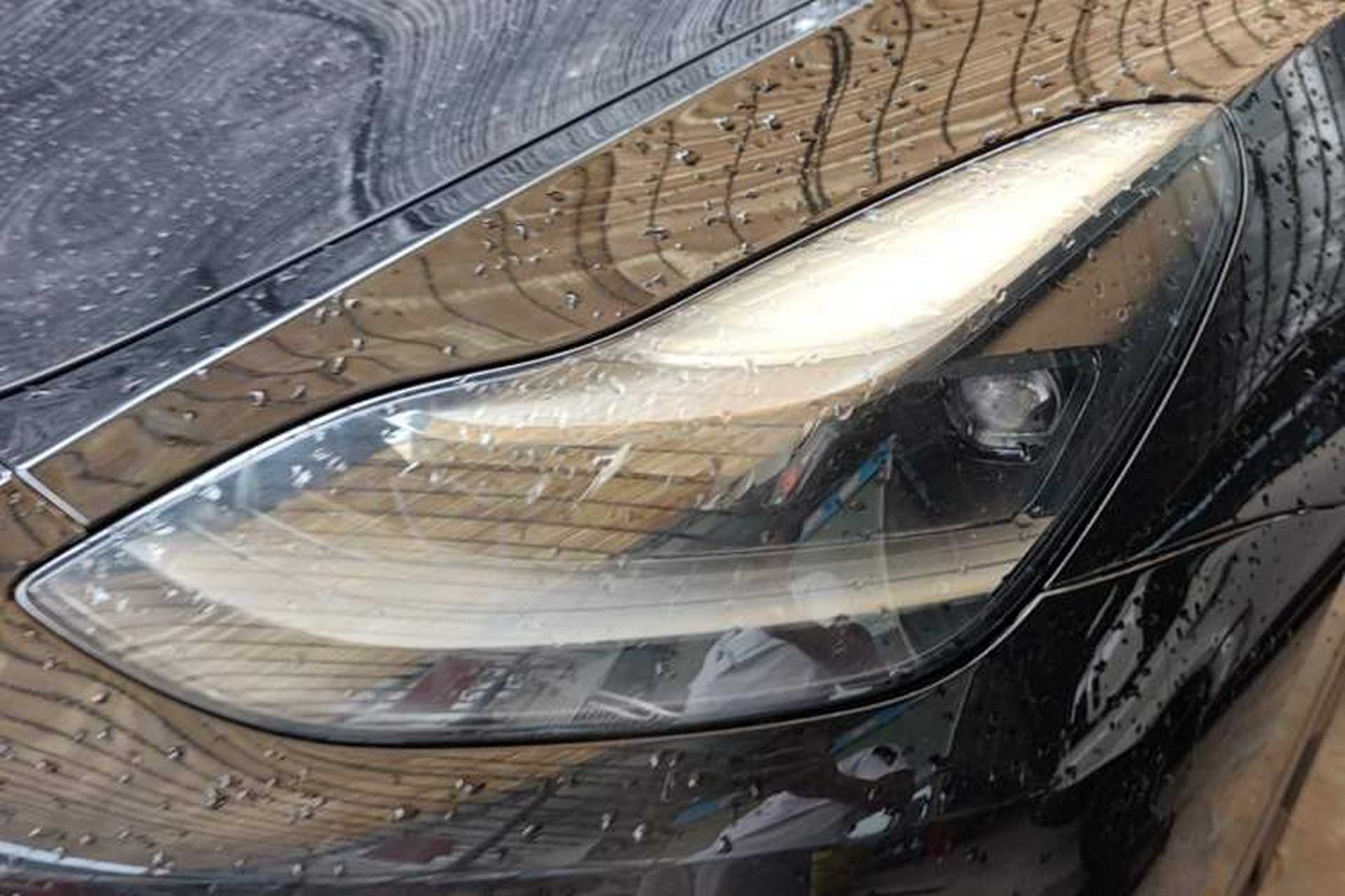 Used Tesla Model Y 2021 Standard Range Rear-Wheel Drive Version Left Front Headlight