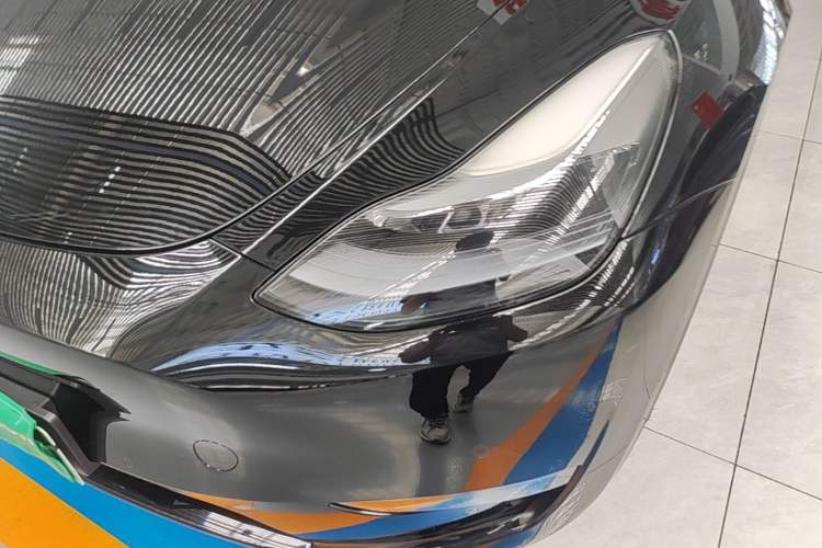 Used Tesla Model Y 2021 Standard Range Rear-Wheel Drive Version Left Front Headlight