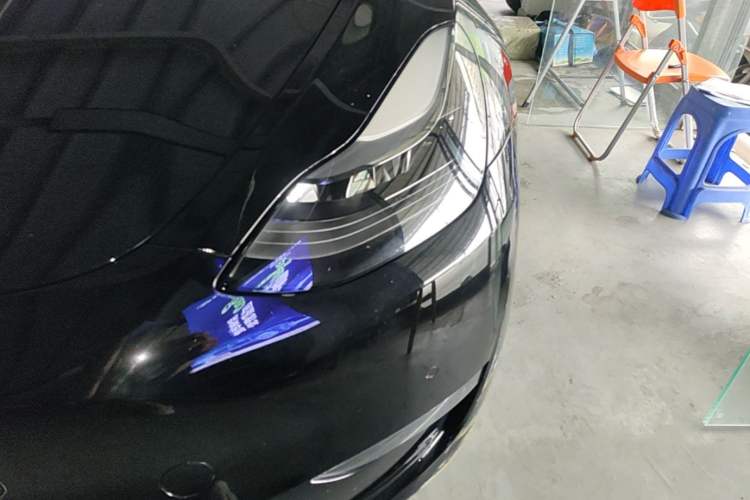 Used Tesla Model Y 2021 Standard Range Rear-Wheel Drive Version Left Front Headlight