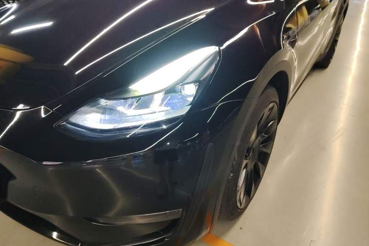 Used Tesla Model Y 2021 Long-Range All-Wheel-Drive Version 3D7 Left Front Headlight