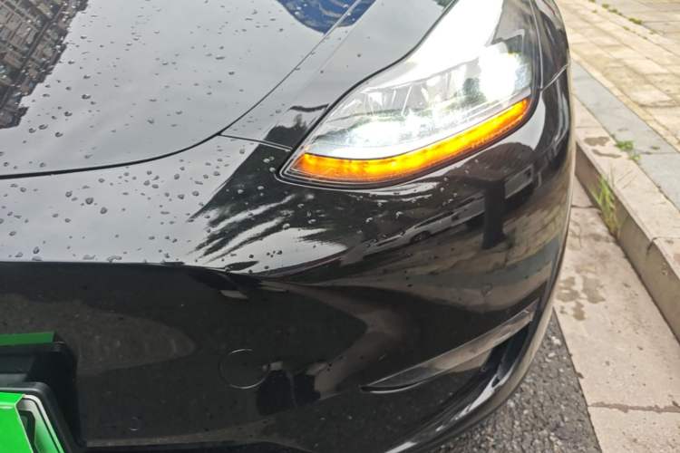 Used Tesla Model Y 2021 Standard Range Rear-Wheel Drive Version Left Front Headlight