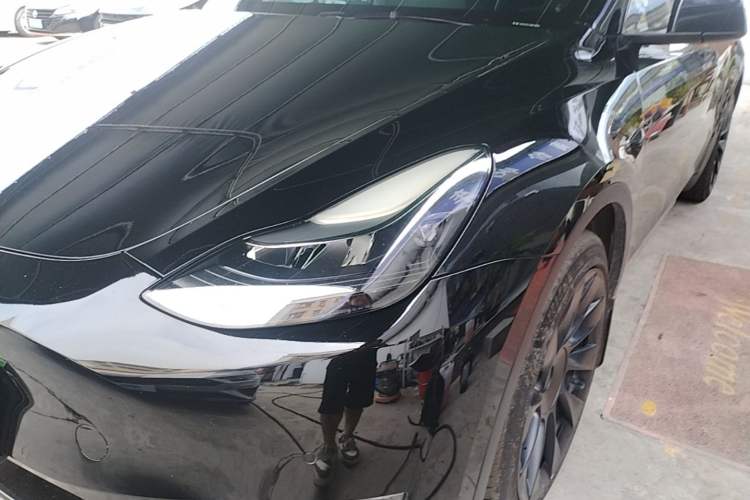 Used Tesla Model Y 2021 Standard Range Rear-Wheel Drive Version Left Front Headlight