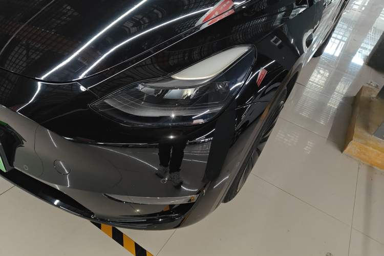 Used Tesla Model Y 2021 Standard Range Rear-Wheel Drive Version Left Front Headlight