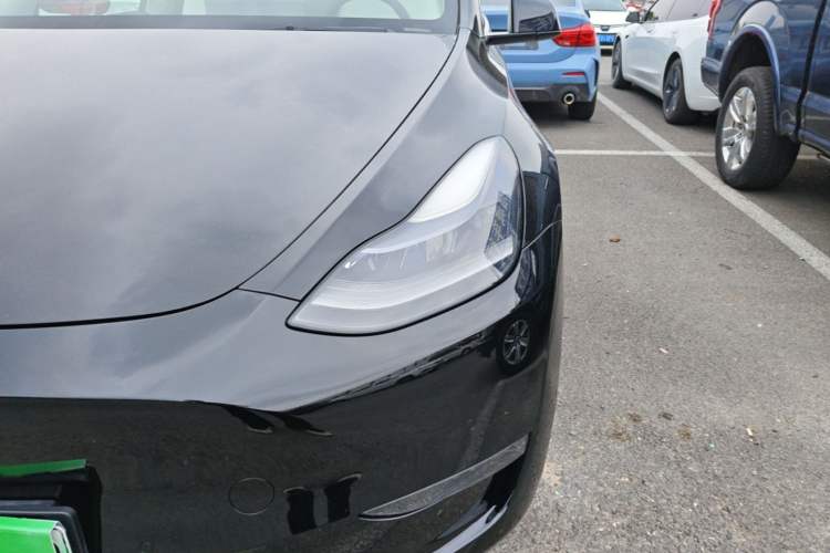 Used Tesla Model Y 2021 Standard Range Rear-Wheel Drive Version Left Front Headlight