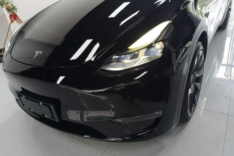 Used Tesla Model Y 2021 Standard Range Rear-Wheel Drive Version Left Front Headlight
