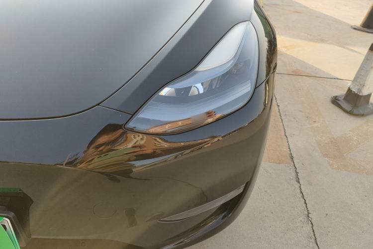 Used Tesla Model Y 2021 Long-Range All-Wheel-Drive Version Left Front Headlight