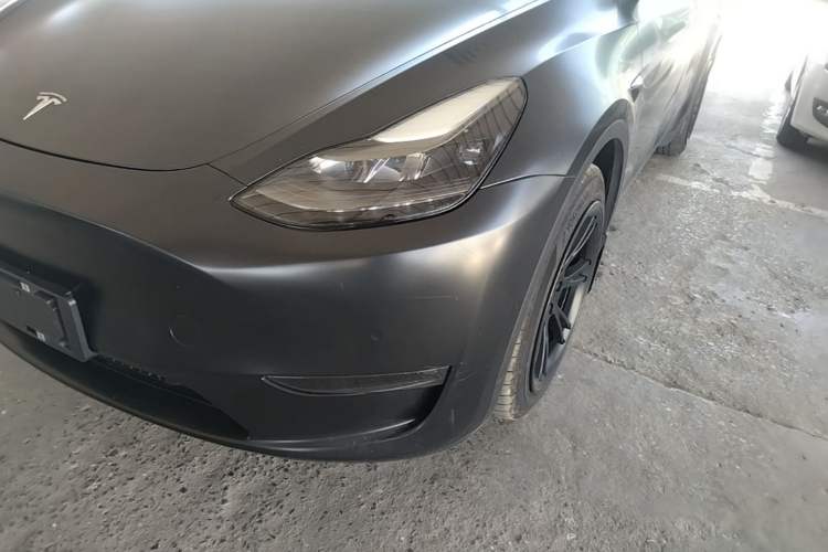 Used Tesla Model Y 2021 Standard Range Rear-Wheel Drive Version Left Front Headlight