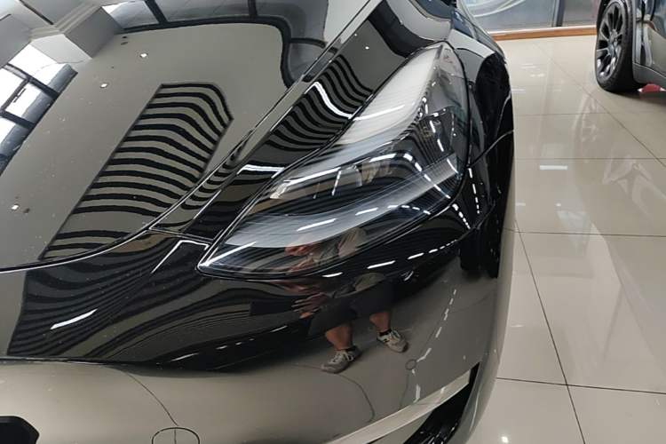 Used Tesla Model Y 2021 Standard Range Rear-Wheel Drive Version Left Front Headlight