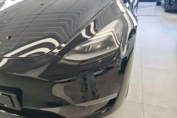 Used Tesla Model Y 2021 Standard Range Rear-Wheel Drive Version Left Front Headlight