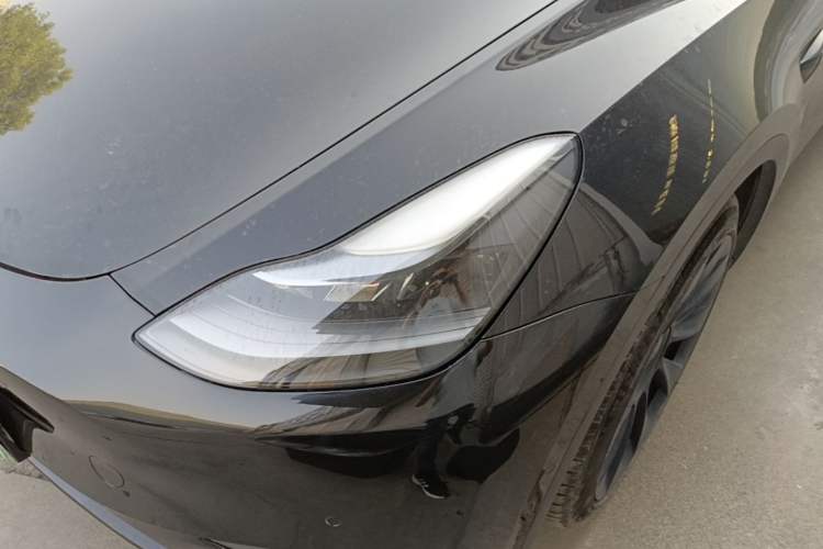 Used Tesla Model Y 2021 Standard Range Rear-Wheel Drive Version Left Front Headlight