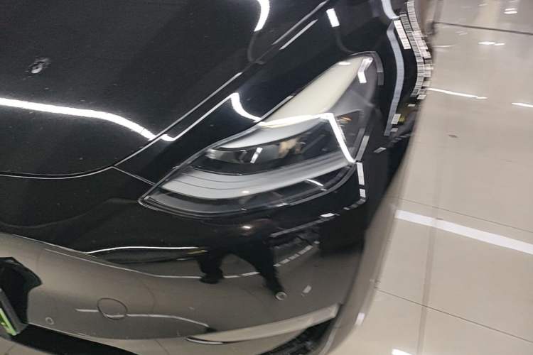 Used Tesla Model Y 2021 Standard Range Rear-Wheel Drive Version Left Front Headlight