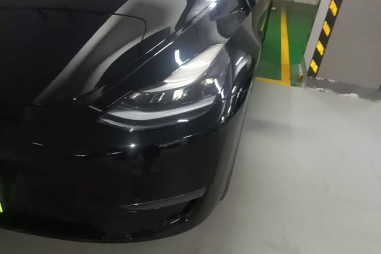 Used Tesla Model Y 2021 Standard Range Rear-Wheel Drive Version Left Front Headlight