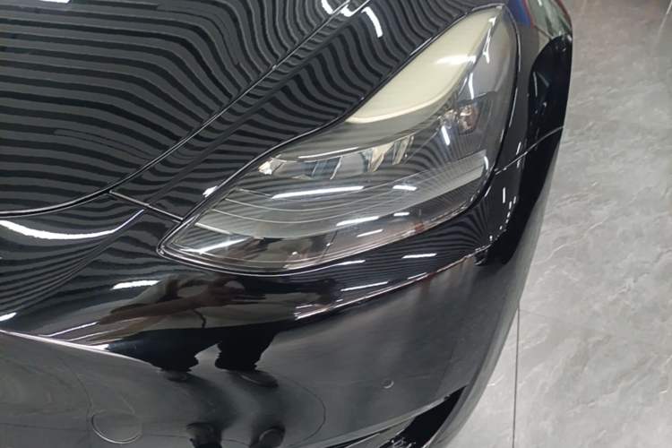 Used Tesla Model Y 2021 Standard Range Rear-Wheel Drive Version Left Front Headlight