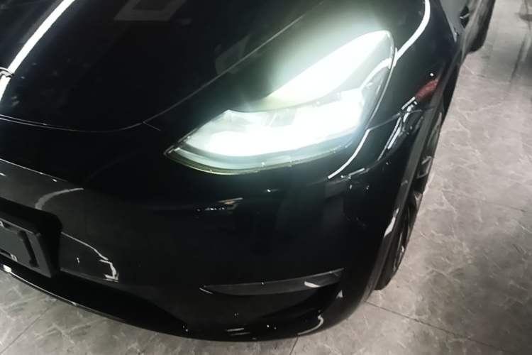 Used Tesla Model Y 2021 Long-Range All-Wheel-Drive Version 3D7 Left Front Headlight