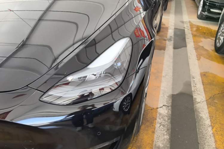 Used Tesla Model Y 2021 Standard Range Rear-Wheel Drive Version Left Front Headlight