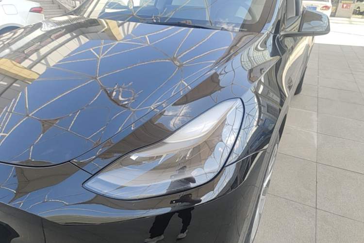 Used Tesla Model Y 2021 Standard Range Rear-Wheel Drive Version Left Front Headlight