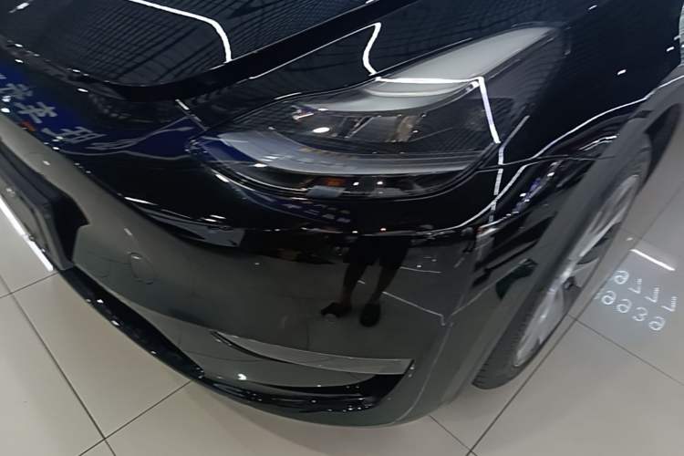 Used Tesla Model Y 2021 Standard Range Rear-Wheel Drive Version Left Front Headlight